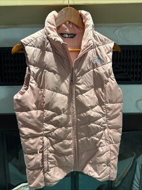The North Face Women's Light Pink Quilted Puffer Vest
